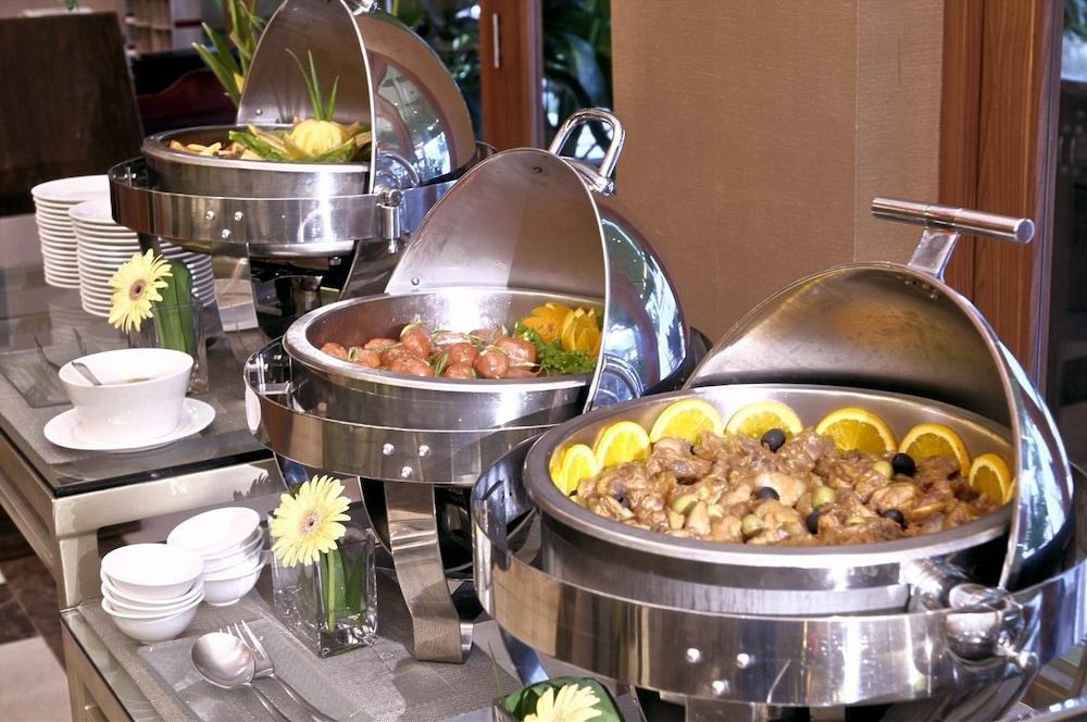 The Avenue Plaza Hotel Naga  Dış mekan fotoğraf